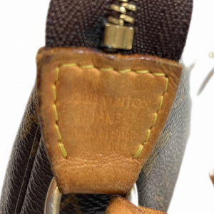 Louis Vuitton Pochette Accessoire  Canvas Clutch Bag