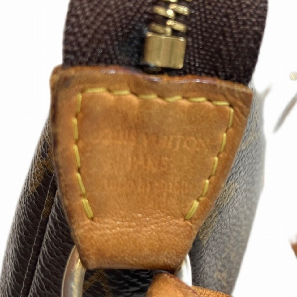 Louis Vuitton Pochette Accessoire  Canvas Clutch Bag