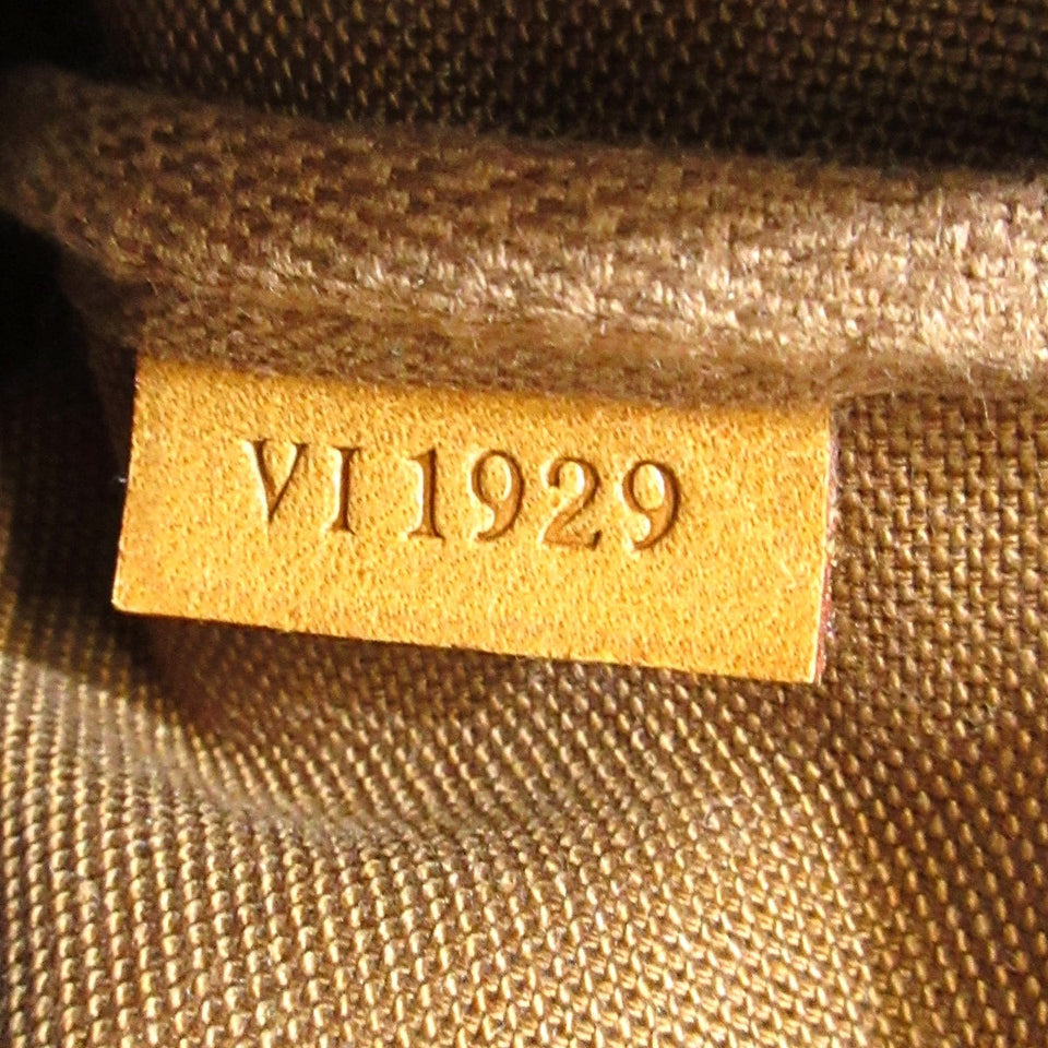 Louis Vuitton Pochette Accessoire  Canvas Clutch Bag