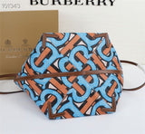Burberry Bags - Bagsattire   173