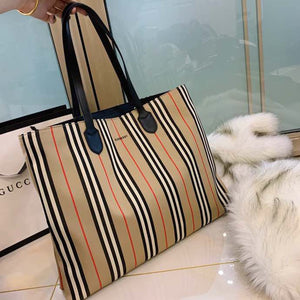 Burberry Bags - Bagsattire   220