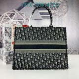 Christian Dior Bags Bags - The Tote   025