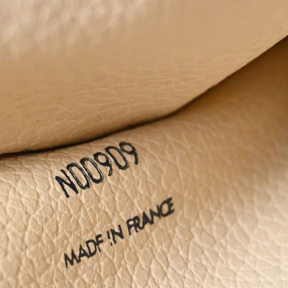 Louis Vuitton Trousse Toilette 28  Canvas Clutch Bag