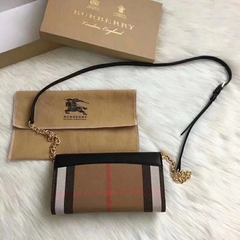 Burberry Bags - Bagsattire   276