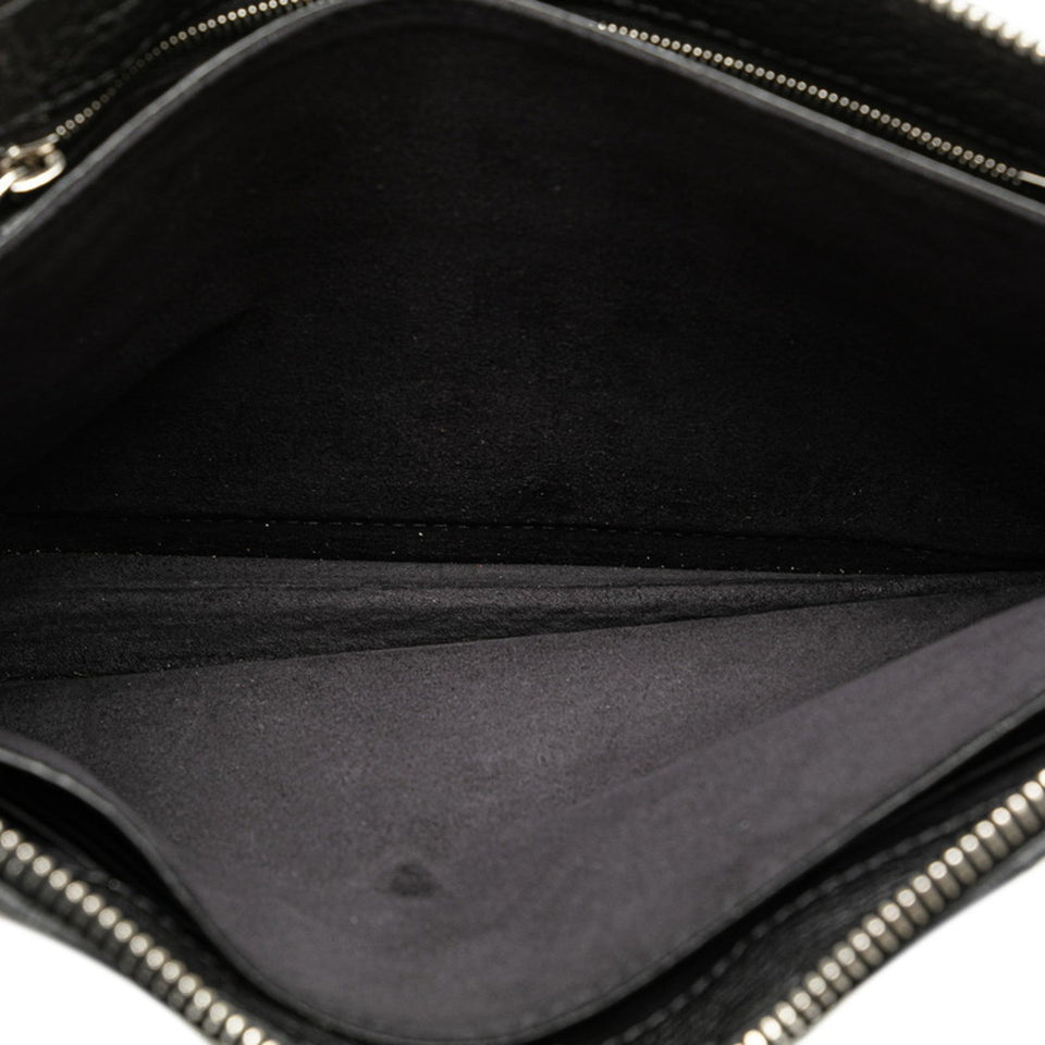Fendi  Leather Clutch Bag (Pre-Owned)