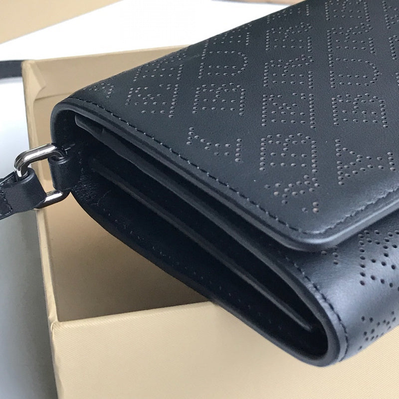 Burberry Bags - Bagsattire   660