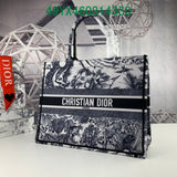 Christian Dior Bags Bags - The Tote   050
