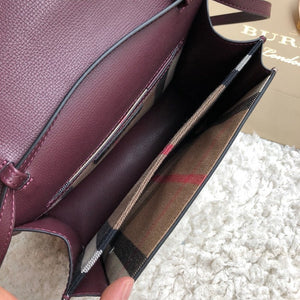 Burberry Bags - Bagsattire   409