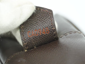 Louis Vuitton Trousse De Toilette 25  Canvas Clutch Bag