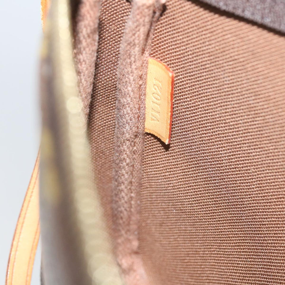 Louis Vuitton Pochette Accessoire  Canvas Clutch Bag