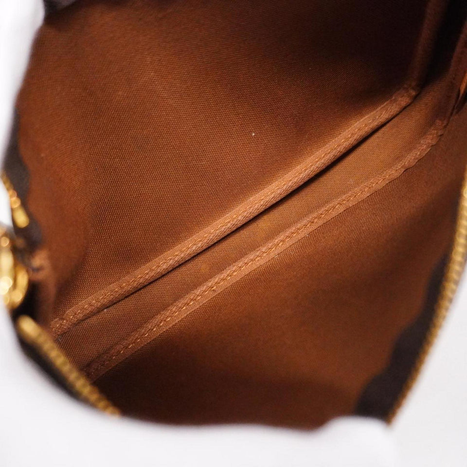 Louis Vuitton Pochette Accessoires  Canvas Clutch Bag