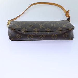 Louis Vuitton Pochette Accessoire  Canvas Clutch Bag