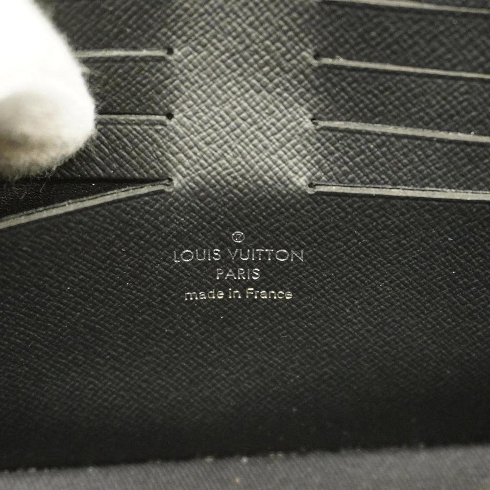 Louis Vuitton Kasaï  Canvas Clutch Bag
