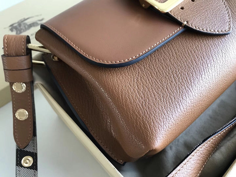 Burberry Bags - Bagsattire   489