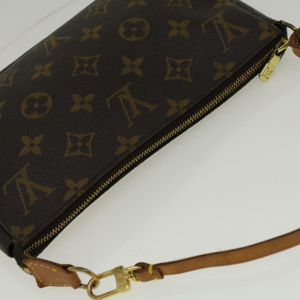 Louis Vuitton Pochette Accessoires  Canvas Clutch Bag