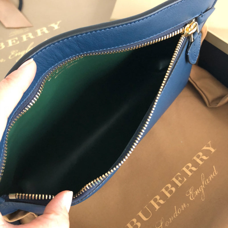 Burberry Bags - Bagsattire   422