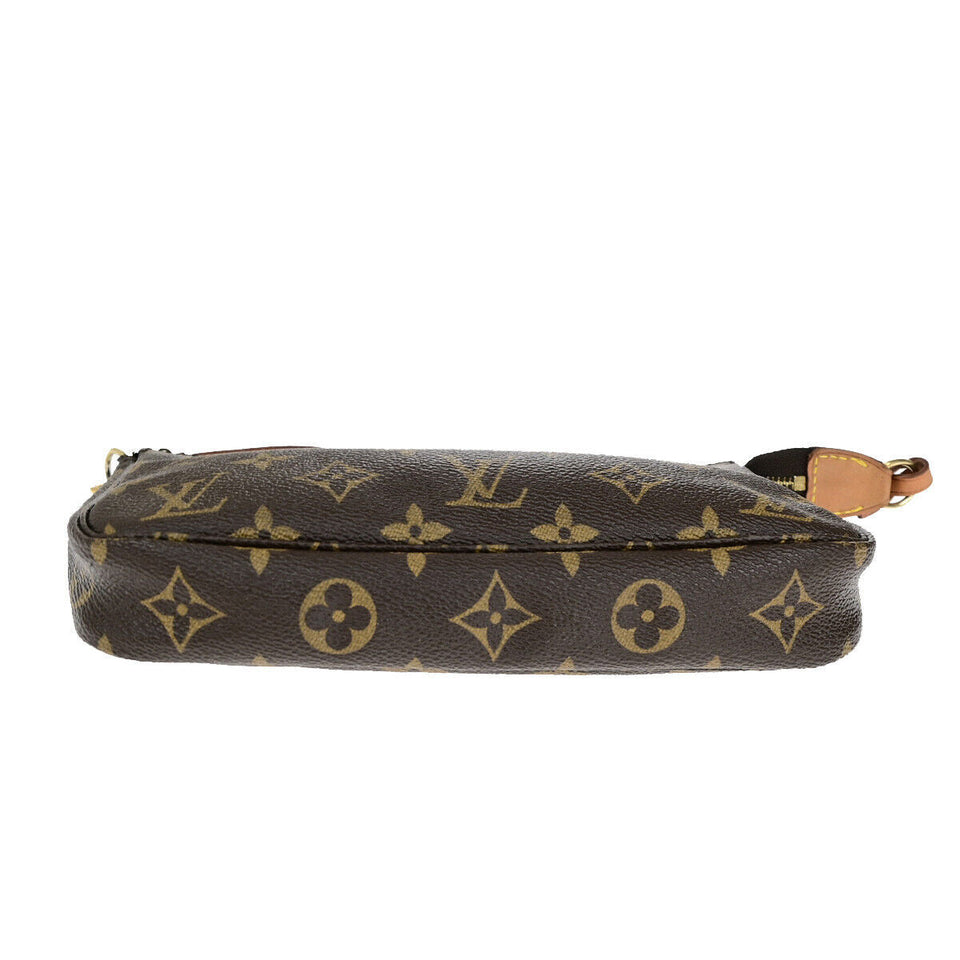 Louis Vuitton Pochette Accessoires  Canvas Clutch Bag