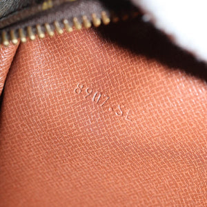 Louis Vuitton Compiegne 28  Canvas Clutch Bag
