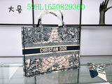 Christian Dior Bags Bags - The Tote   010