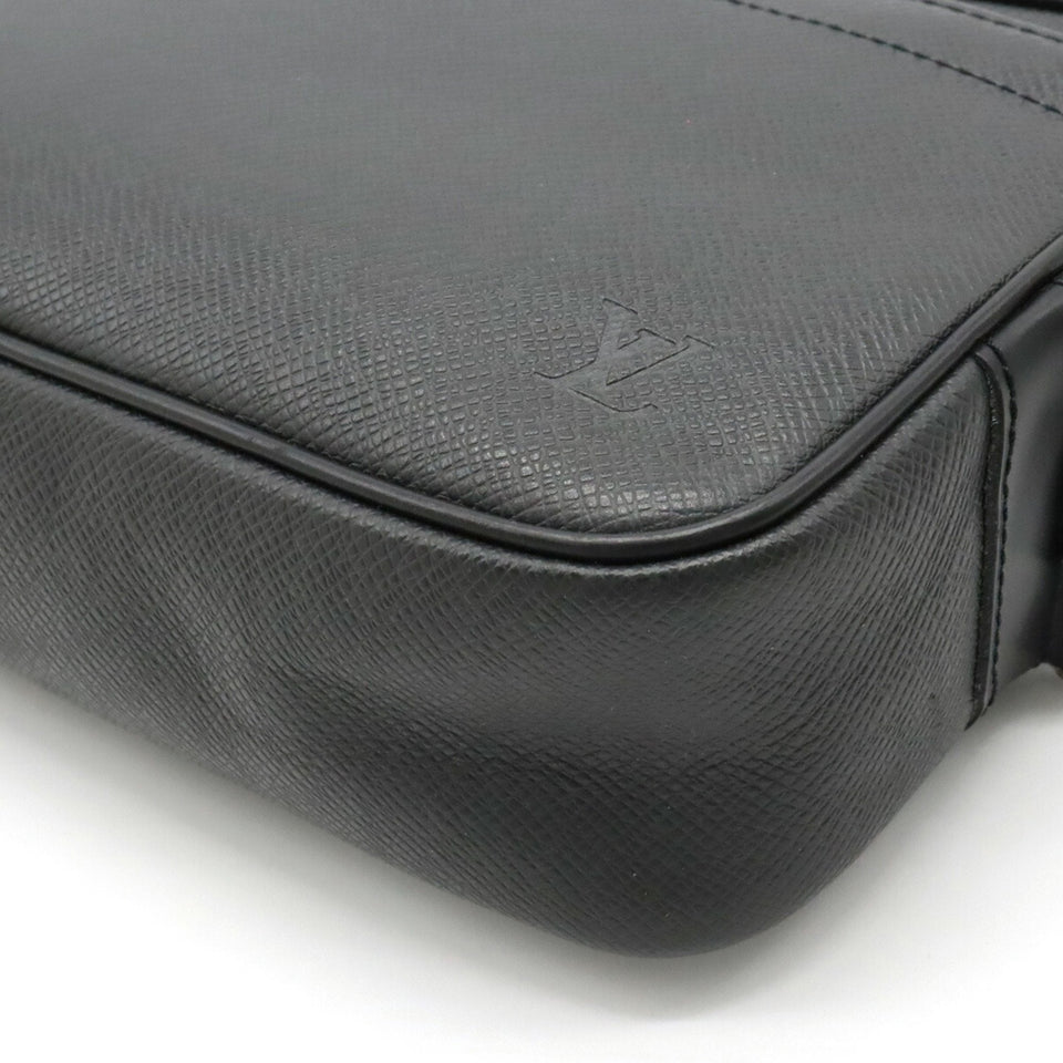 Louis Vuitton Kaluga  Leather Clutch Bag