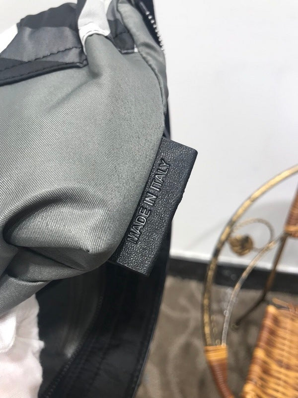 Burberry Bags - Bagsattire   361