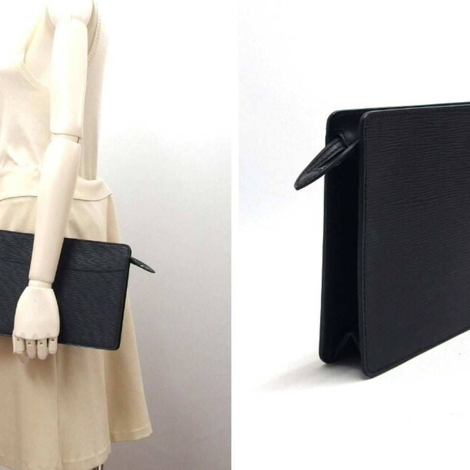 Louis Vuitton Pochette  Leather Clutch Bag