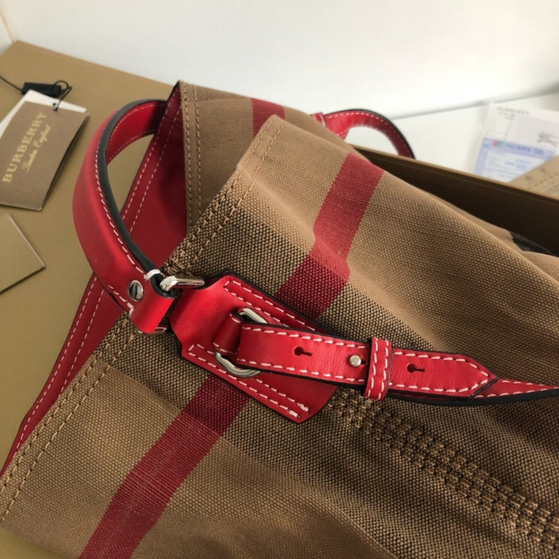 Burberry Bags - Bagsattire   436