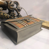 Burberry Bags - Bagsattire   671