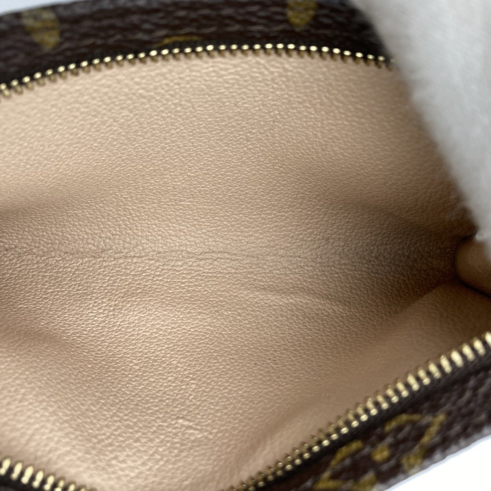 Louis Vuitton Trousse De Toilette  Canvas Clutch Bag