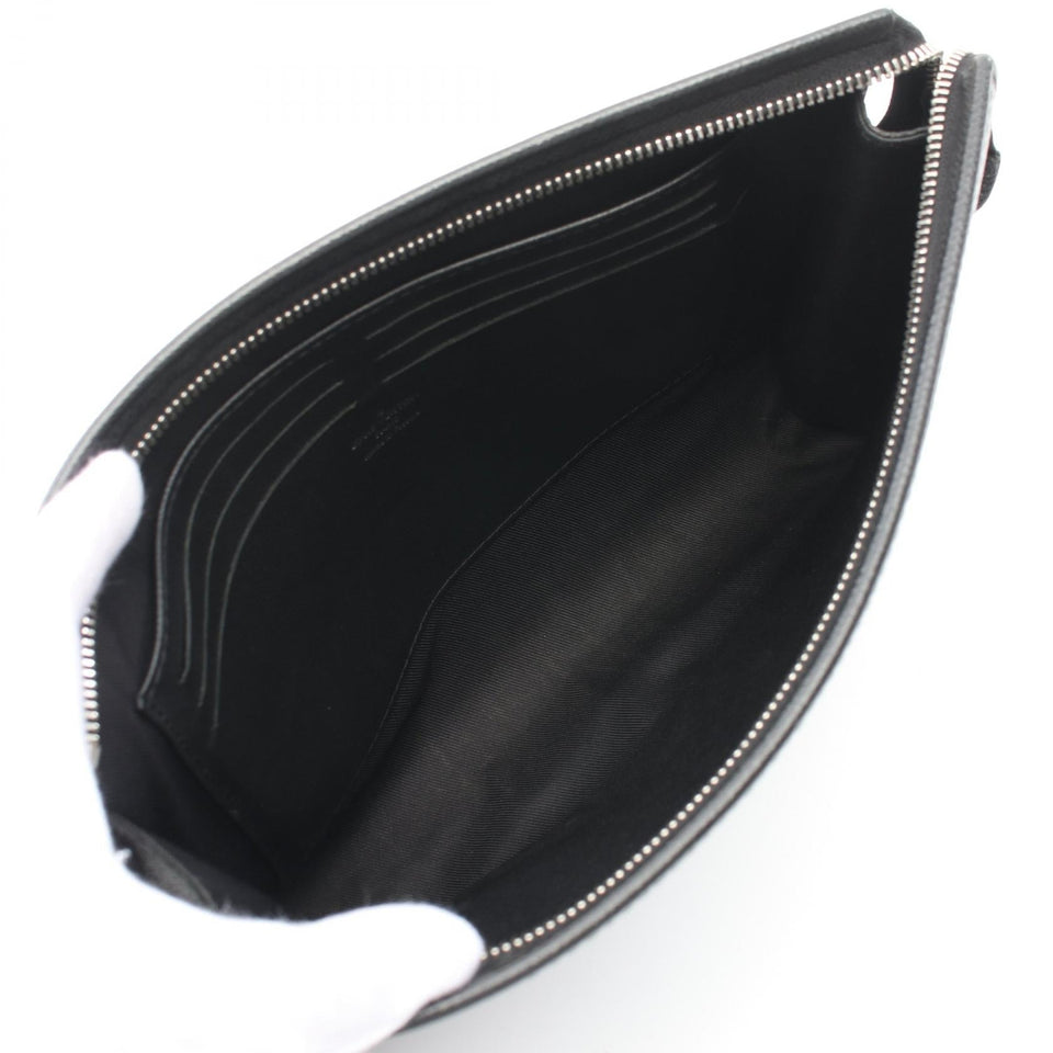 Louis Vuitton Taiga Pochette Voyage MM  Leather Clutch Bag