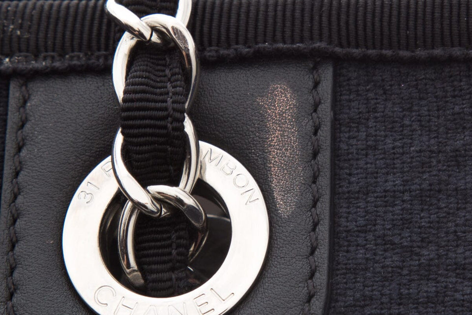 Chanel 2022 Navy Deauville Shopping Tote Handbag