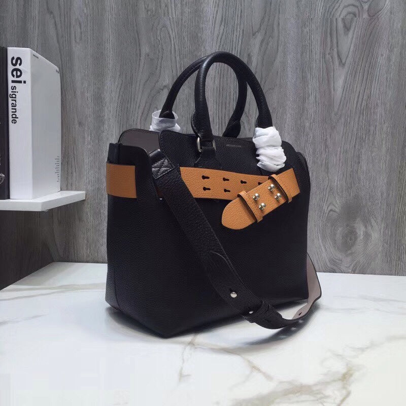 Burberry Bags - Bagsattire   421