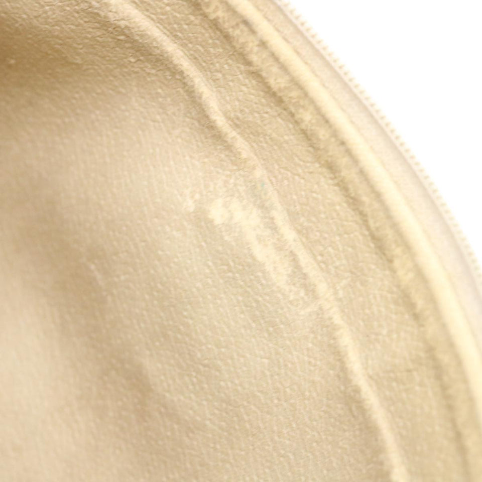 GUCCI Micro GG Canvas Clutch Bag White 014.904.0597  fm1931