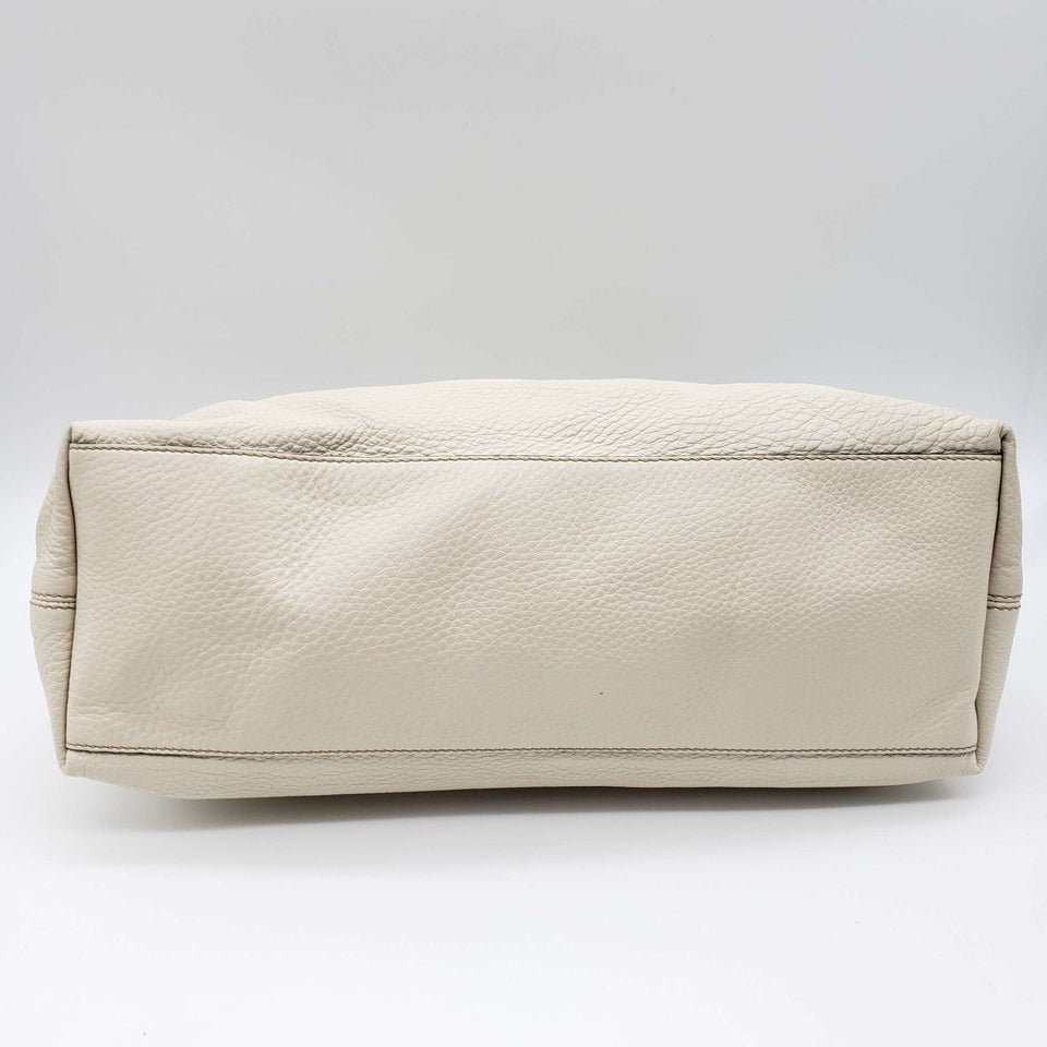 Gucci GG Soho on Chain Medium White Shoulder Bag