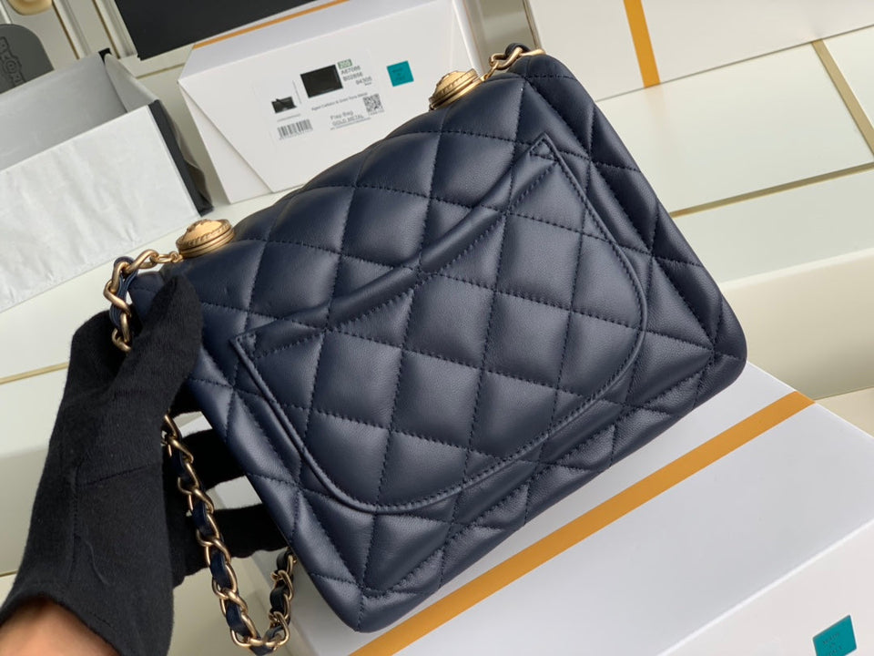Chanel - Luxury Bag - CHL - 813