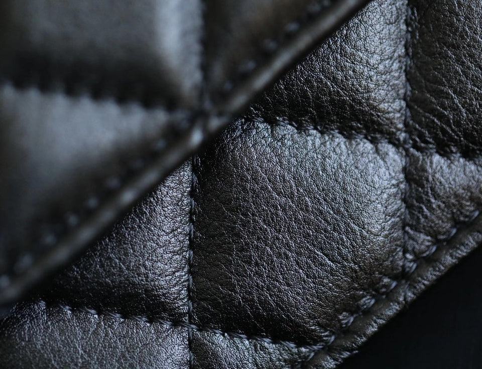 Chanel - Luxury Bag - CHL - 833