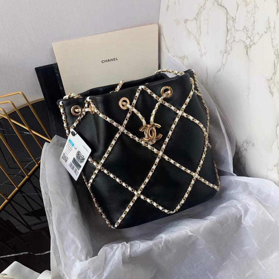 Chanel - Luxury Bag - CHL - 877