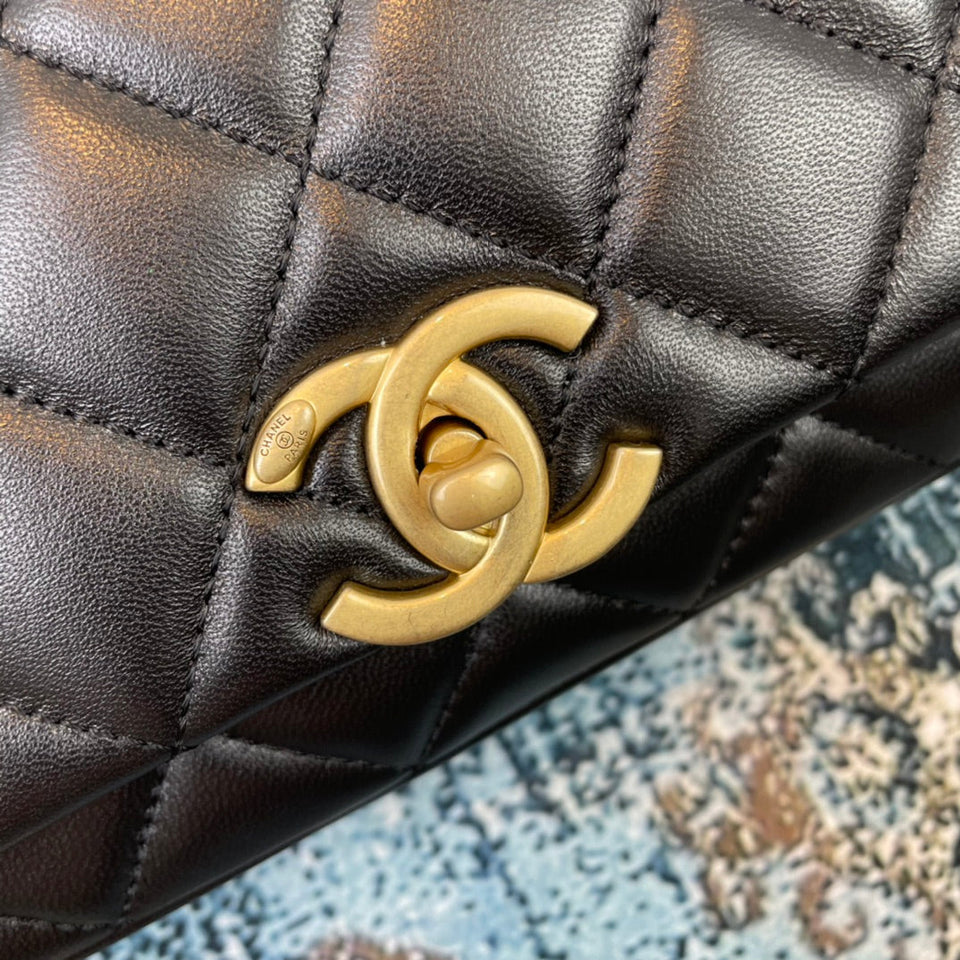 Chanel - Luxury Bag - CHL - 842