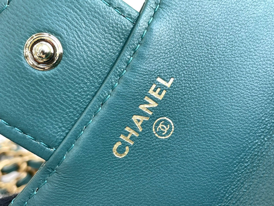 Chanel - Luxury Bag - CHL - 1220