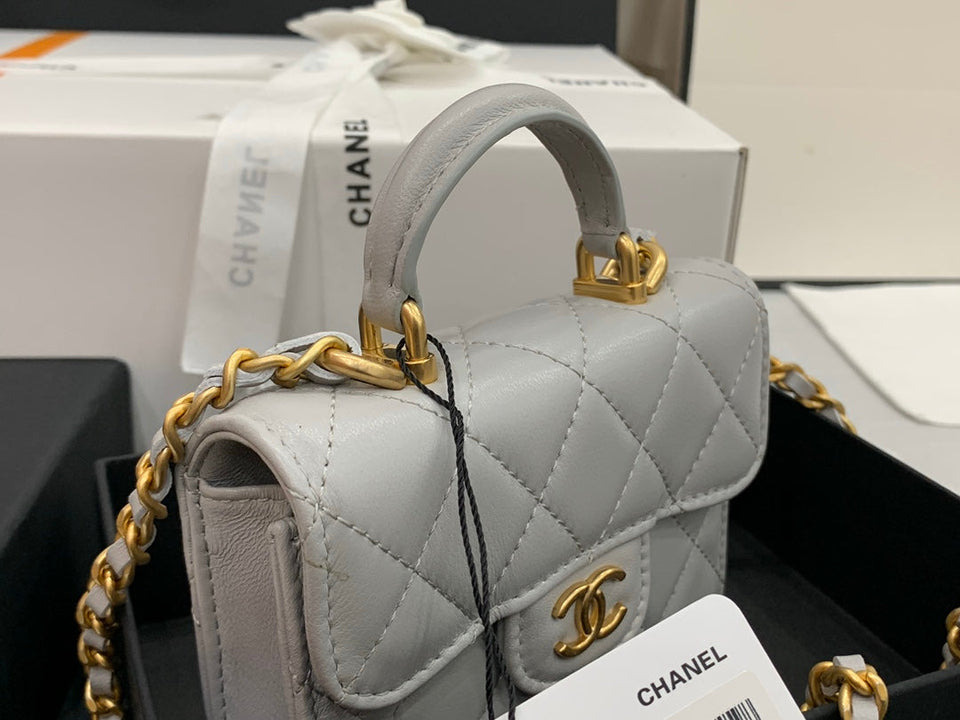 Chanel - Luxury Bag - CHL - 935