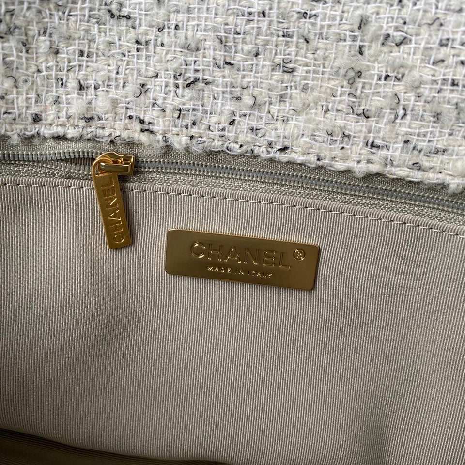 Chanel - Luxury Bag - CHL - 931