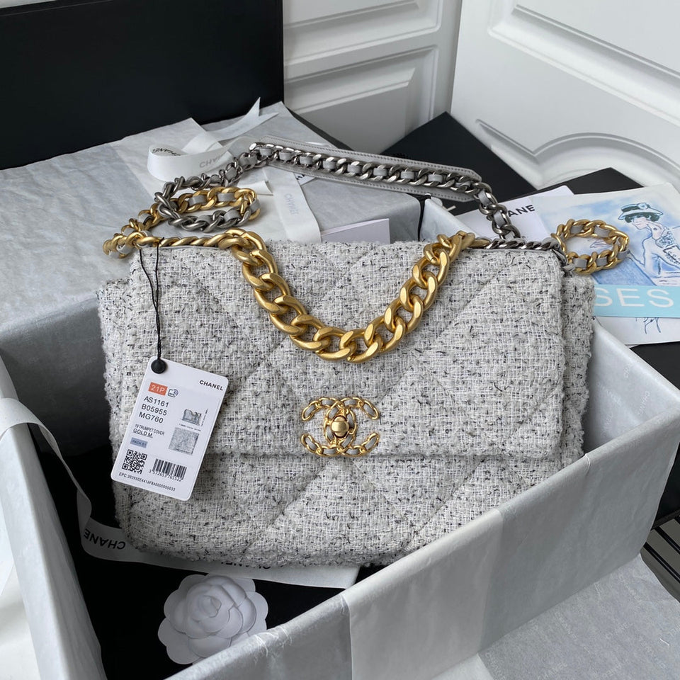 Chanel - Luxury Bag - CHL - 931