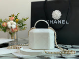 Chanel - Luxury Bag - CHL - 915