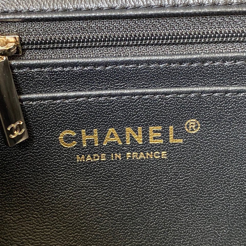 Chanel - Luxury Bag - CHL - 685