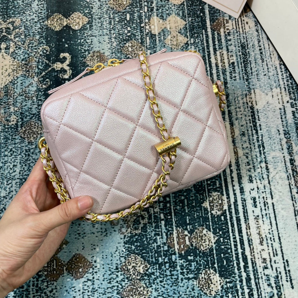 Chanel - Luxury Bag - CHL - 893