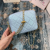 Chanel - Luxury Bag - CHL - 895