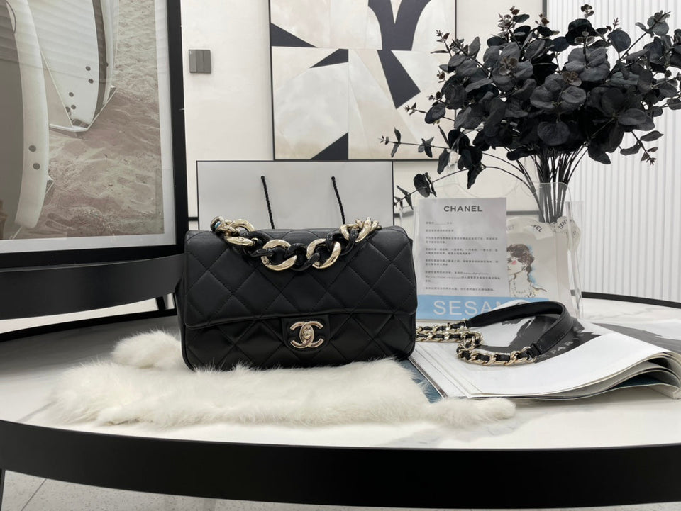 Chanel - Luxury Bag - CHL - 684