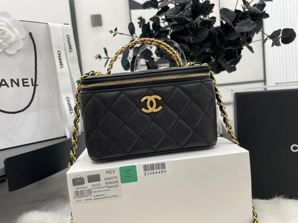 Chanel - Luxury Bag - CHL - 511