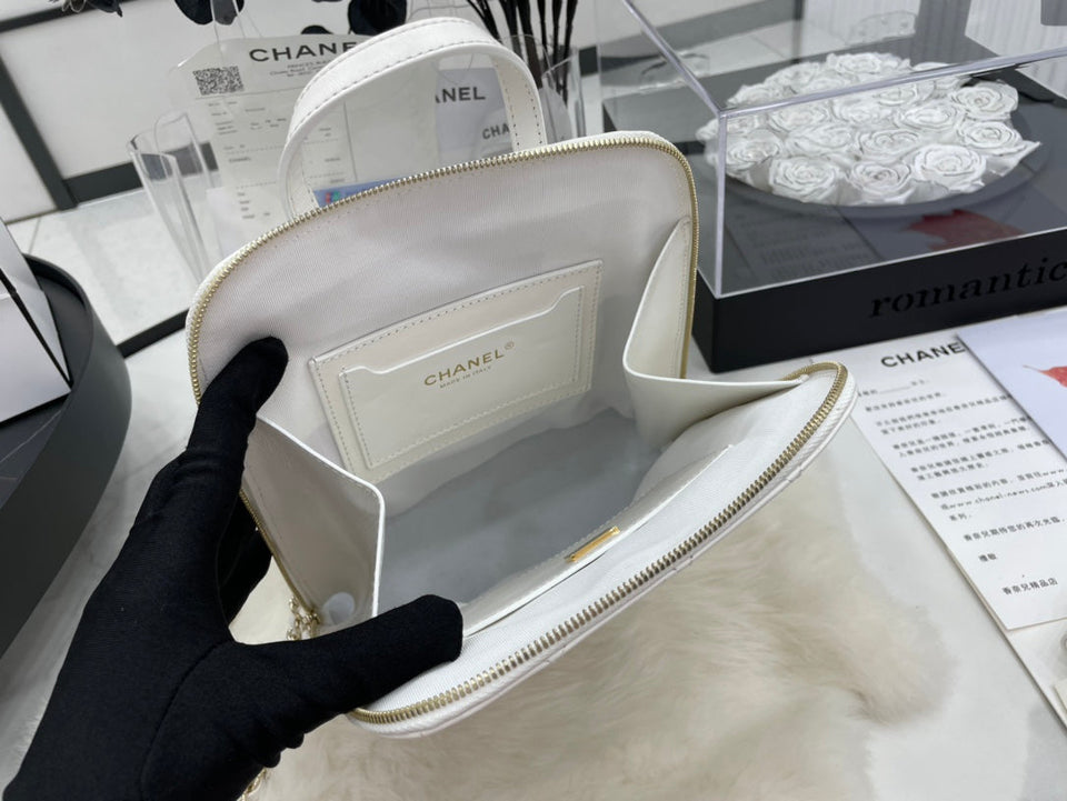 Chanel - Luxury Bag - CHL - 1066