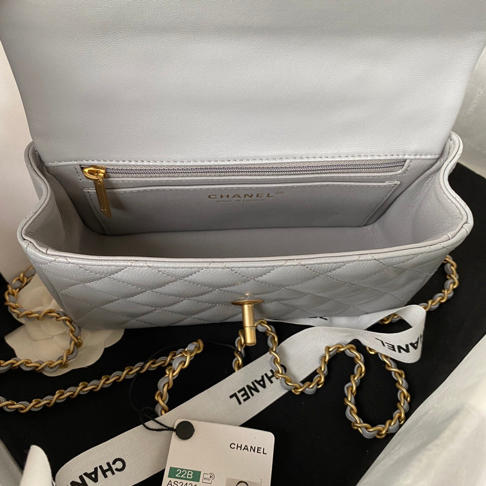 Chanel - Luxury Bag - CHL - 693